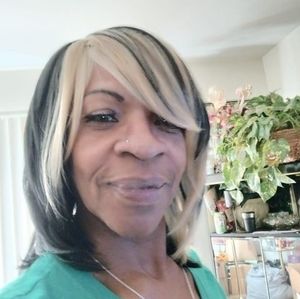 Meet your Posher, Brenda